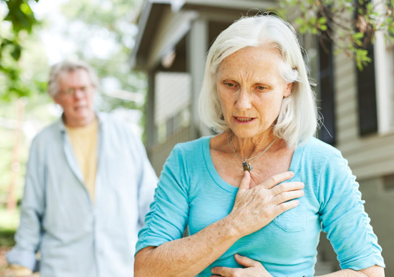 Early Warning Signs of Heart Blockage in Adults